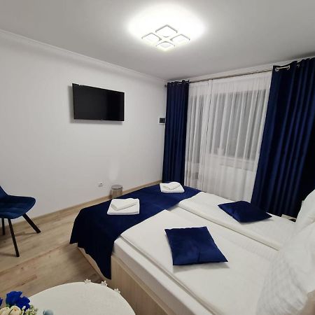 Splendid House Hotel ฟาการาช ภายนอก รูปภาพ